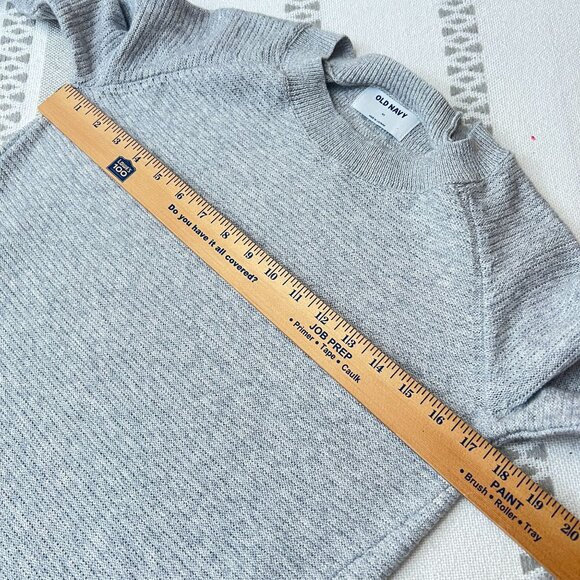 Old Navy XS Gray Knit Long Sleeve Sweater Cozy Slits Women's Sweatshirt - Picture 4 of 8